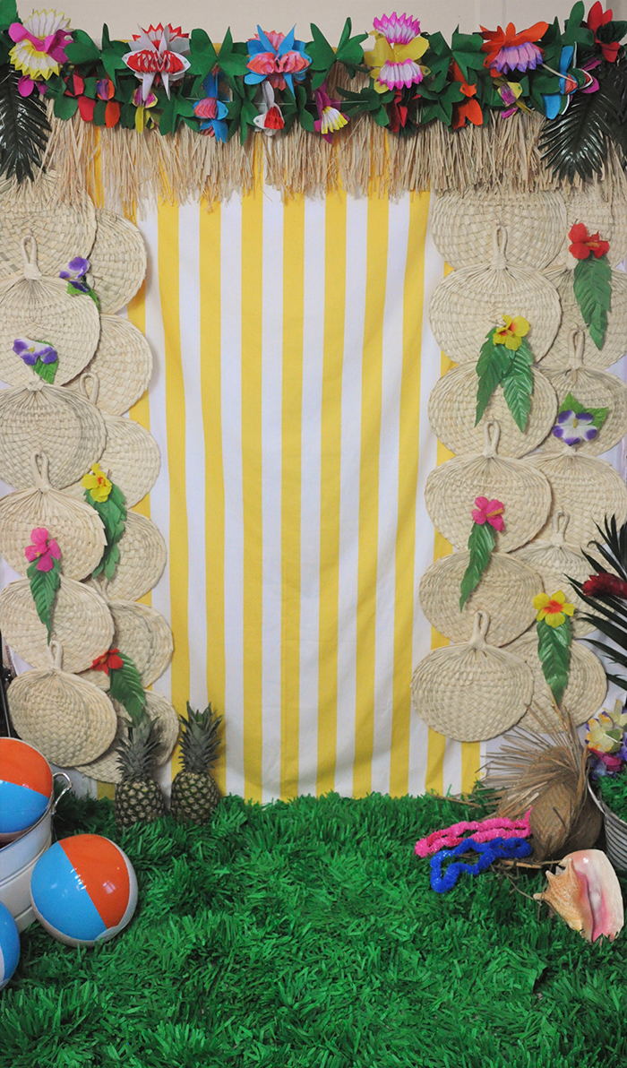 Palm Springs inspired tropical photo booth