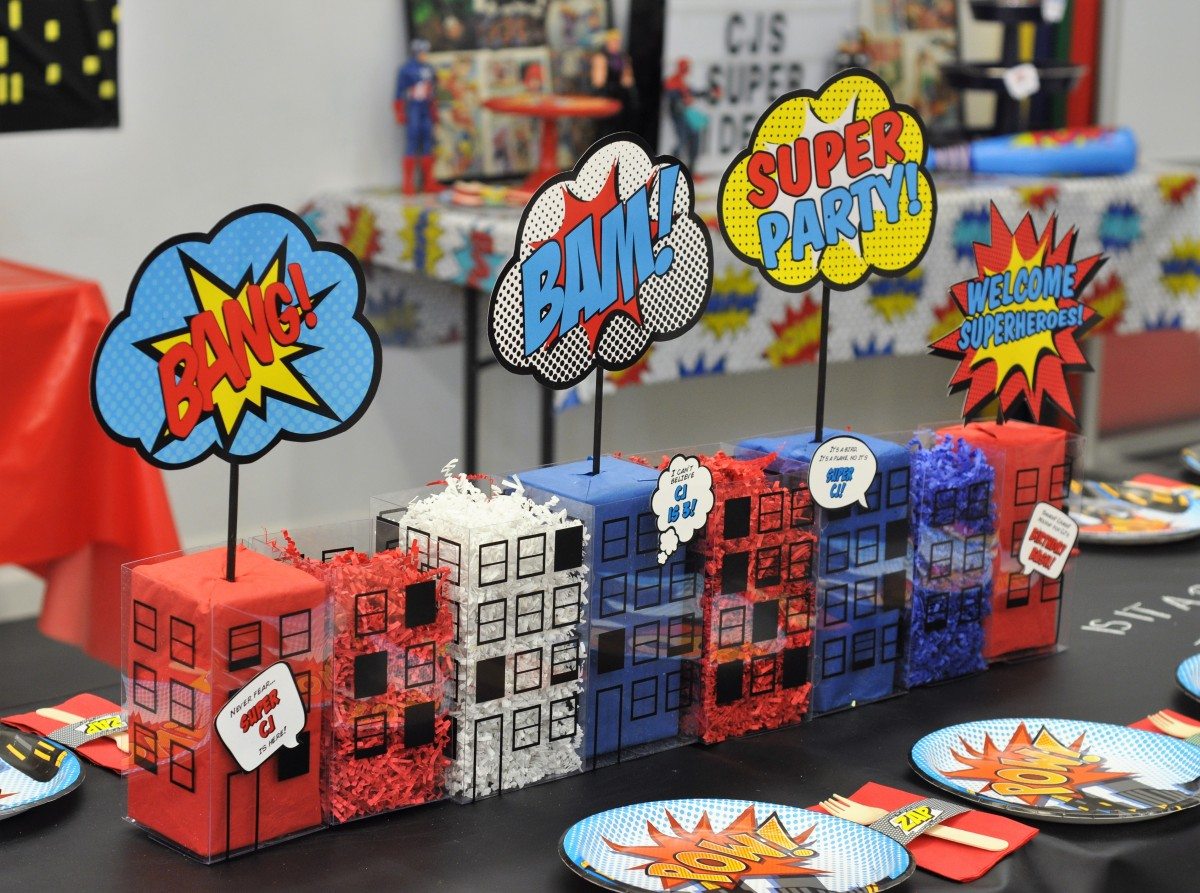 superhero table