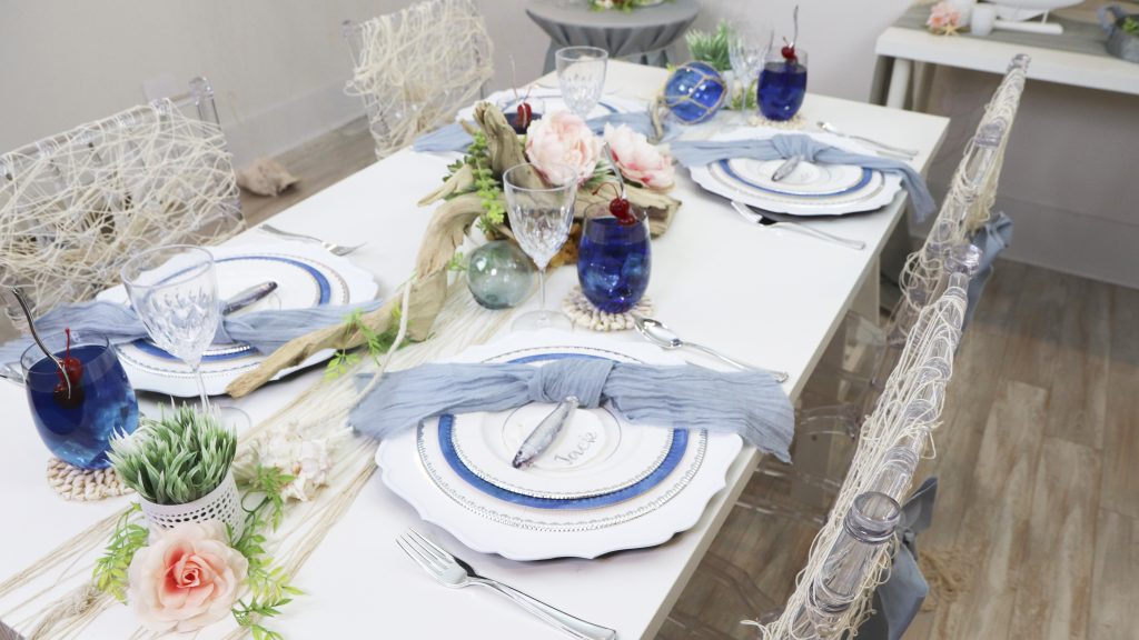 Fish Net Tablecloth Ideas  Nautical Table Decor & Tablesettings