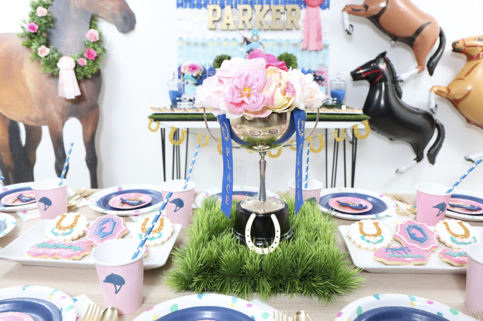 How to Style Tables for a Horse-Themed Birthday Party | Fern and Maple