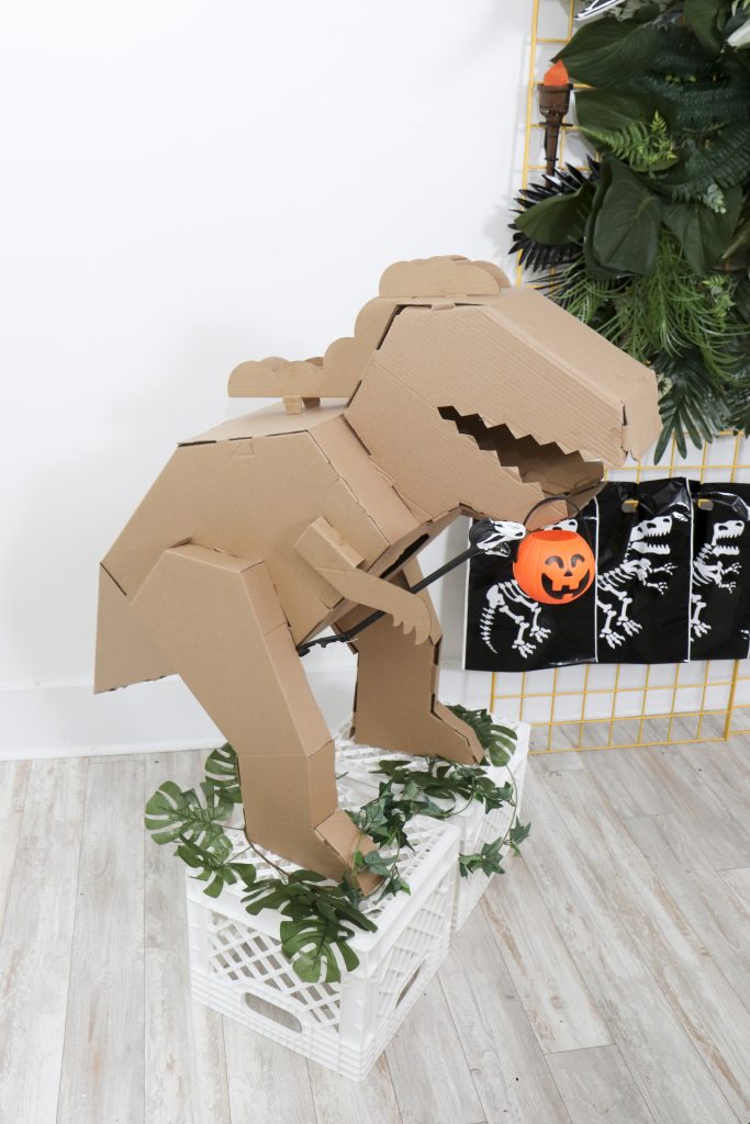 Giant T-rex Dinosaur Cardboard Photo Stand Up Birthday Party