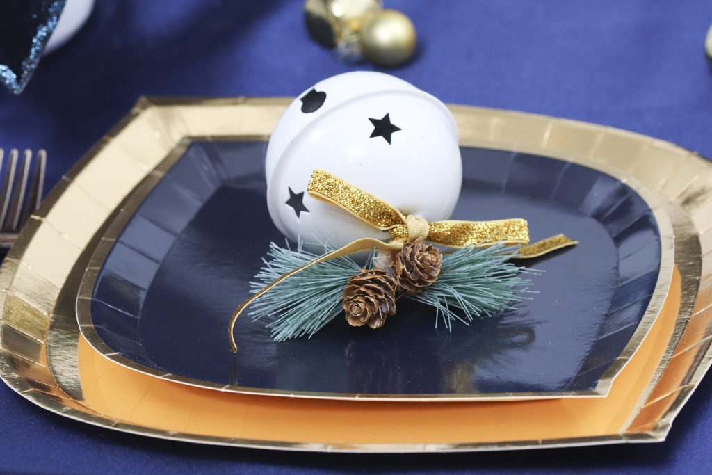 navy and gold holiday place settings