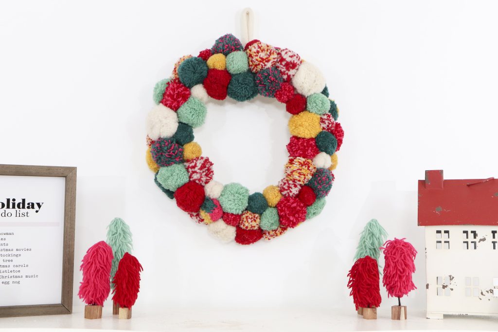 Pom Pom Party for the Holidays pom pom wreath