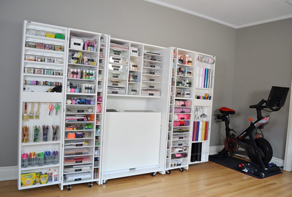 Open shelving for craft and party supply organization - get more organizing ideas now at fernandmaple.com!