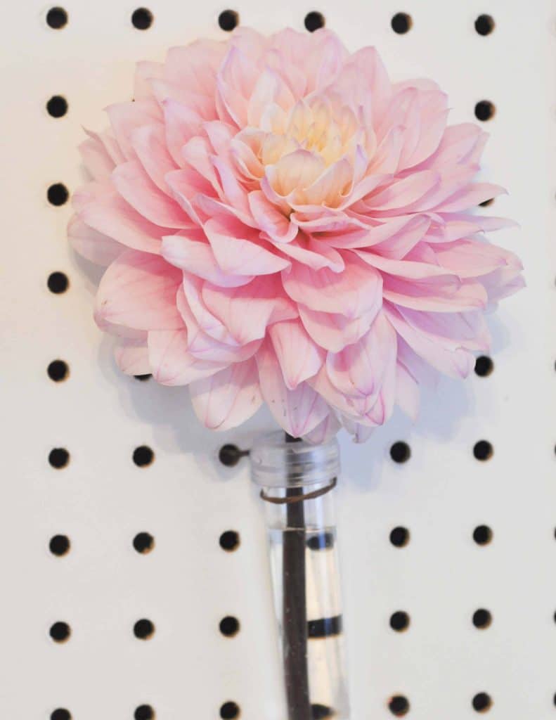 Floral Pegboard Backdrop for a floral arranging party - get details now at fernandmaple.com!