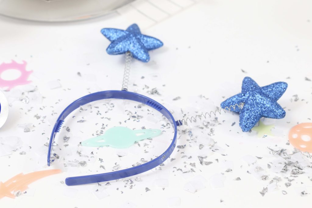 Space Party Headband Favors - Looking to throw a Space or Rocket themed birthday? Check out this game-changing “party in a box” recommendation as well as tips for personalizing the party! Get details now at fernandmaple.com.