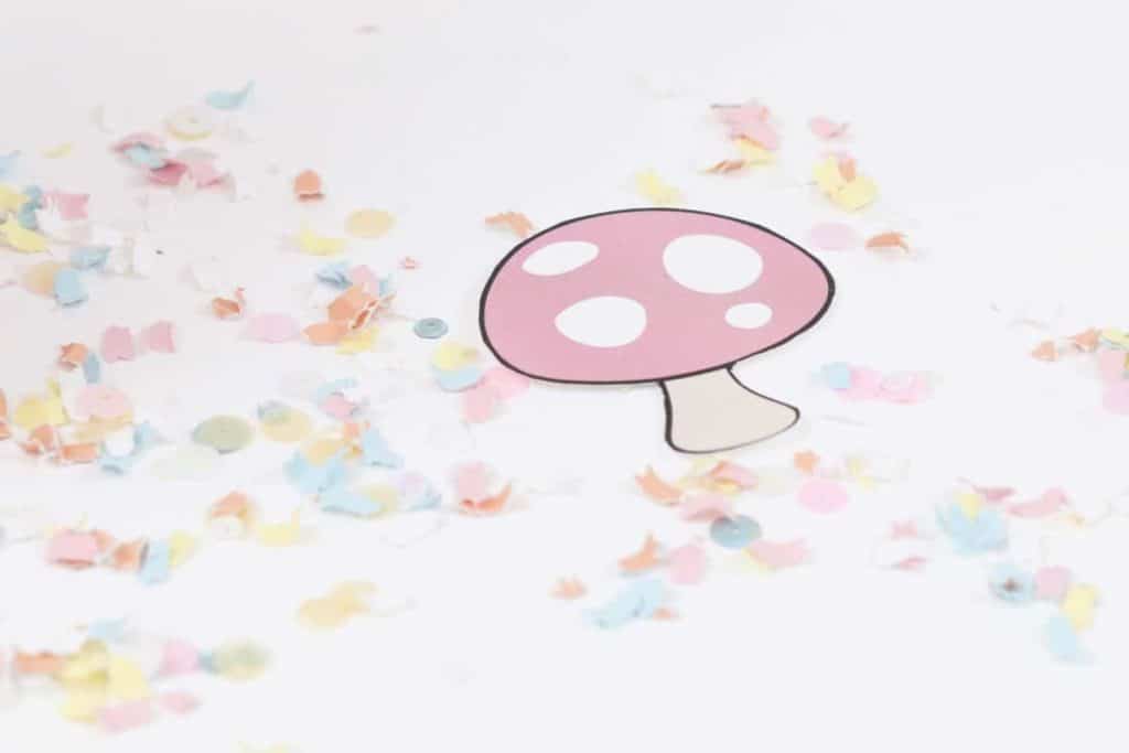 Punk Rock Gnome Easter Toadstool and Confetti Table Decor - get more party ideas at fernandmaple.com!