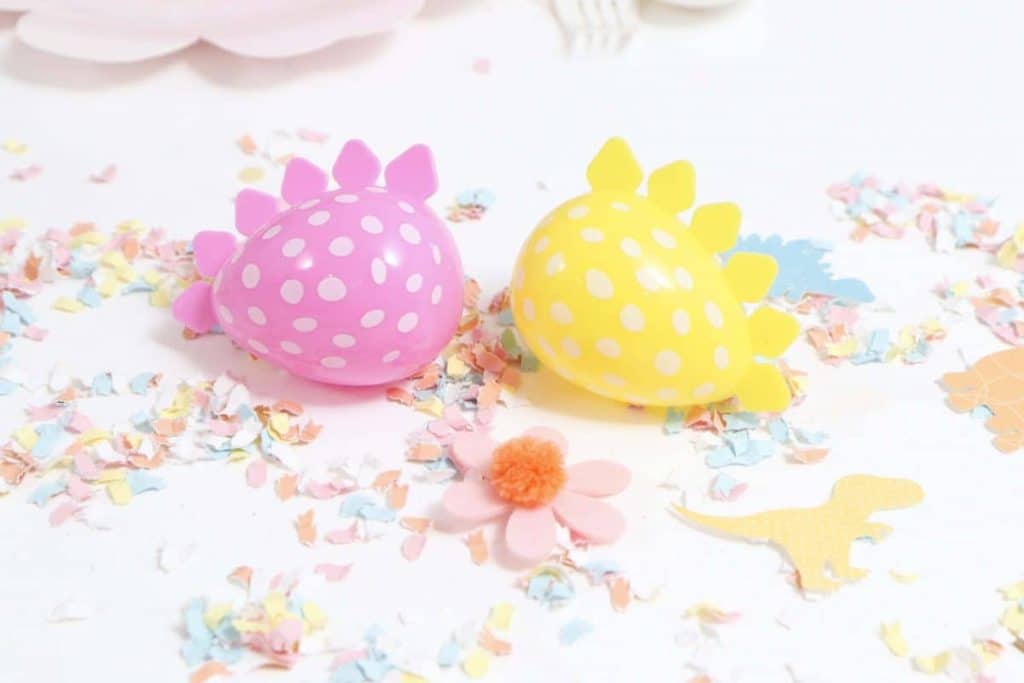 DIY Pastel Spring Dinosaur Confetti and Easter Eggs - get more Spring Dinosaur Party inspiration at fernandmaple.com!