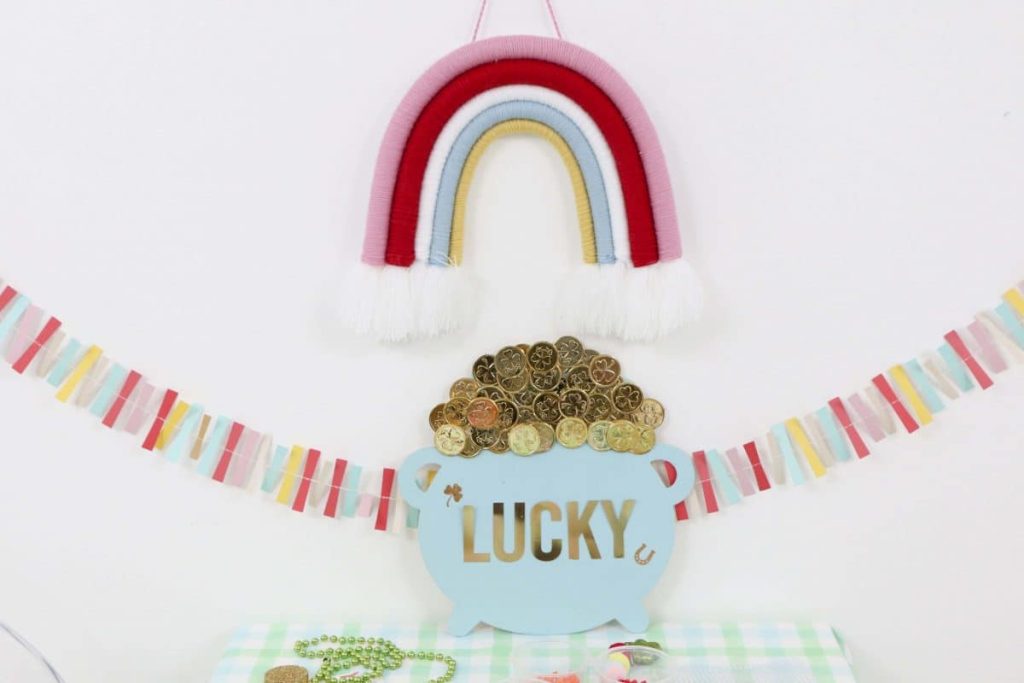 Easy & Inexpensive Lucky St. Patrick's Day Playdate Idea - Fern and Maple