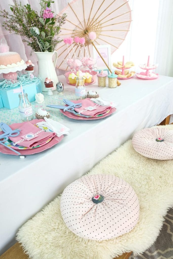 Children's tea party table and chairs online