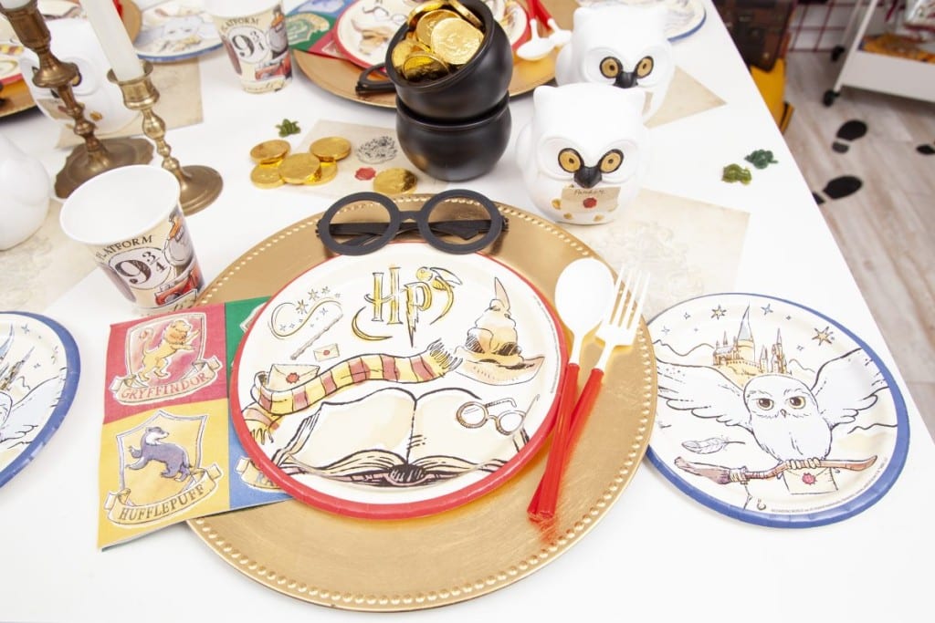 Harry Potter Napkins , Dinner & Dessert Plates Birthday Party