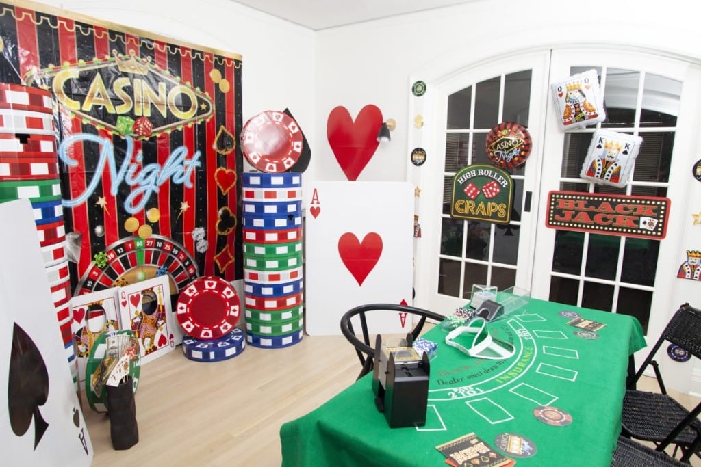 Casino Theme Party Decorations, Vegas Theme Party, Gambling Party