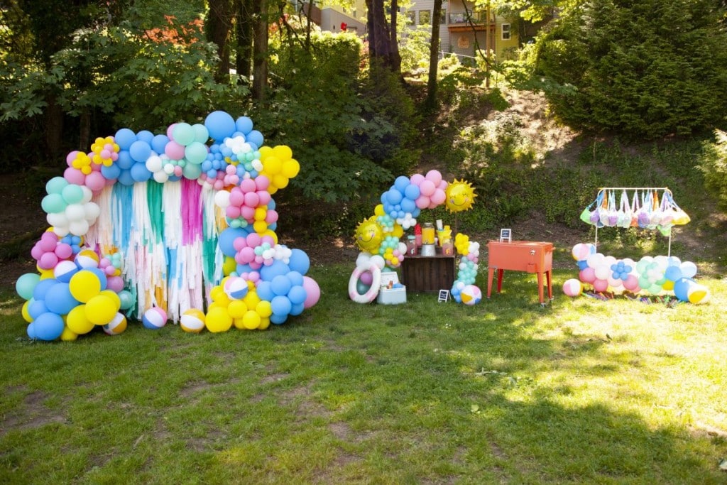 Summer Party Ideas for Creatively Filling Drink Dispensers