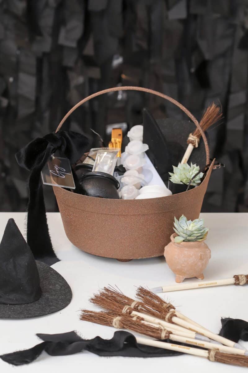 witch-craft-boo-basket-094